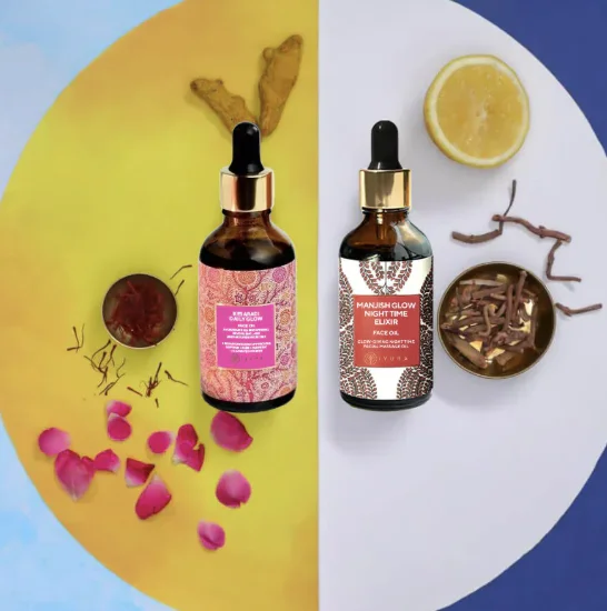 Duo d'huiles ayurvédiques pour le visage : Kesaradi Oil pour le jour et Manjish Glow Elixir pour la nuit, entourés d'ingrédients naturels.